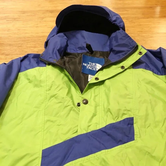Vintage The North Face GoreTex windbreaker w/hood - Picture 6 of 16